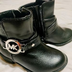 Michael Kors black toddler boots size 5